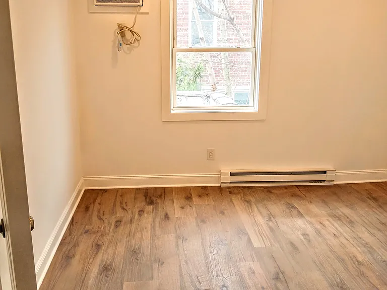 S 13th Ave — Photo 3