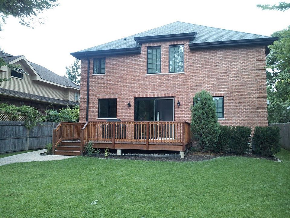 2nd image of 2215 Glenview Rd