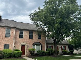 1282 Hunters Ridge Dr, Mechanicsburg, PA 17050