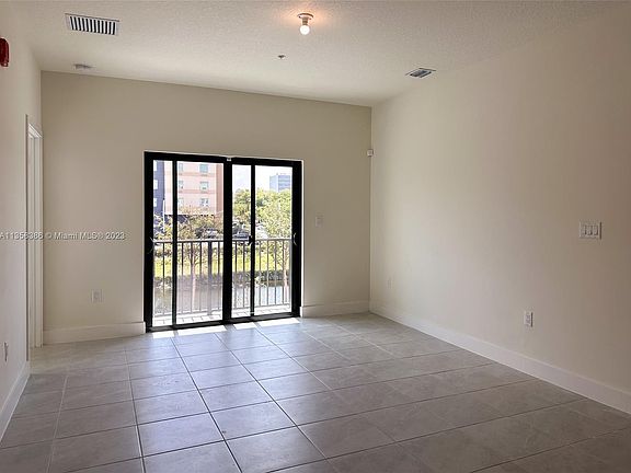 5th image of 8001 NW 41st St #204