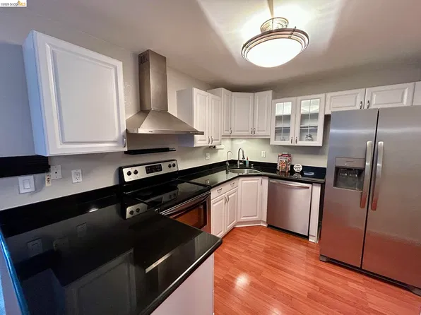 5025 Valley Crest Dr APT 151, Concord, CA 94521