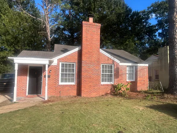 137 Oak Forest Dr, Montgomery, AL 36109
