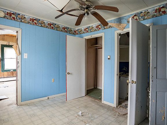 4th image of 83 13th St