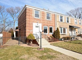5242 W 64th Pl, Chicago, IL