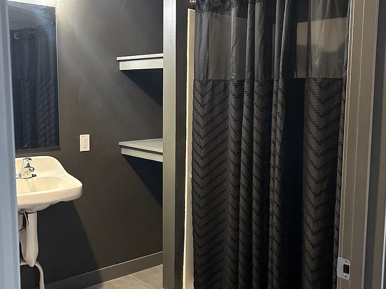 219 E Coeur Dalene Lake Dr #1 — Photo 6