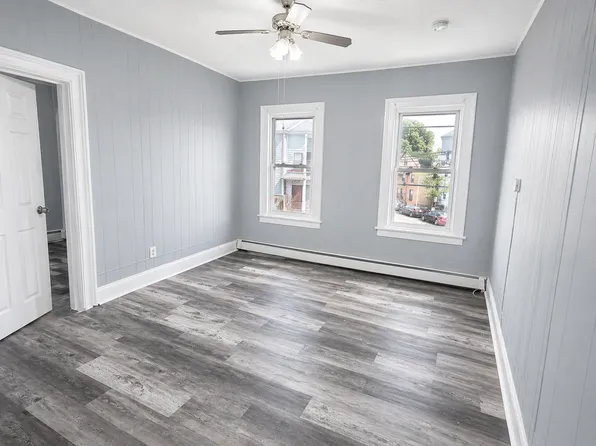 113 Lyon St, Paterson, NJ