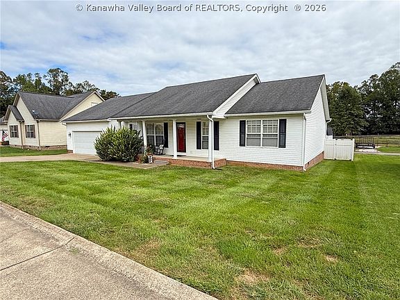 2nd image of 79 Manor Way