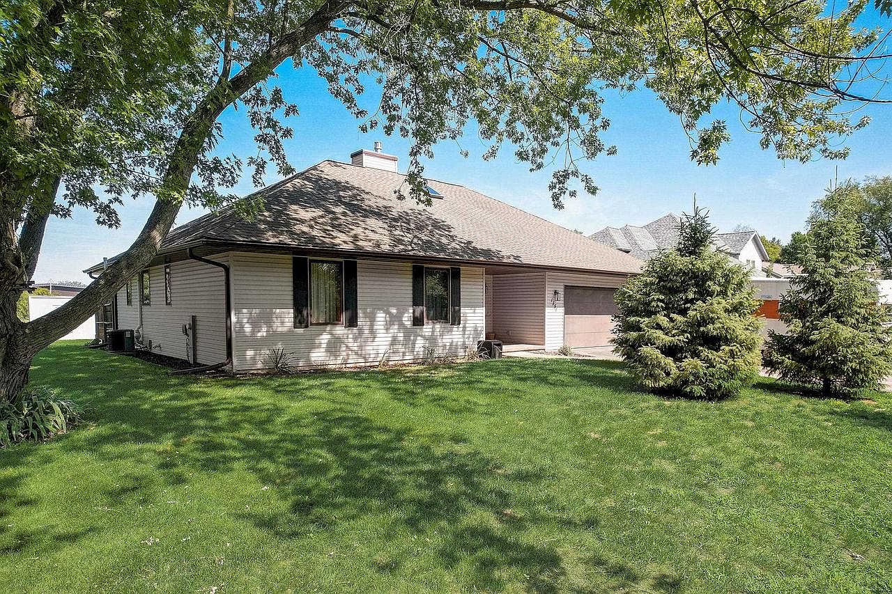 1351 Water Street, Sauk City, WI 53583 Zillow