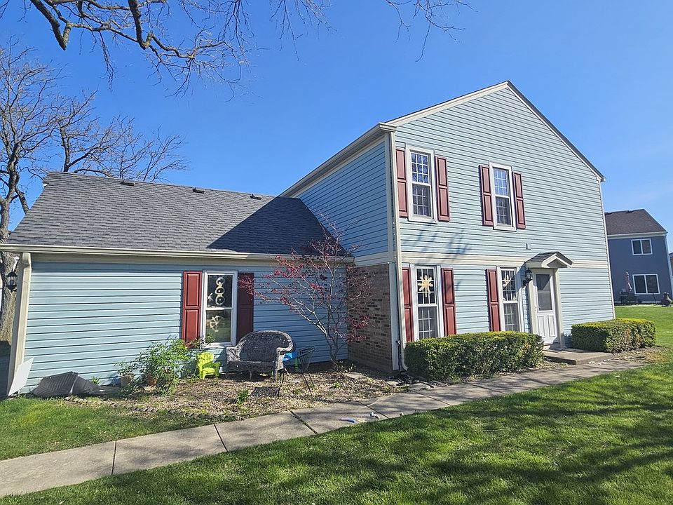 1st image of 2685 Waterford Ct #2685
