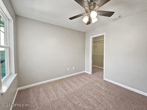 3rd image of 408 RICHMOND Drive