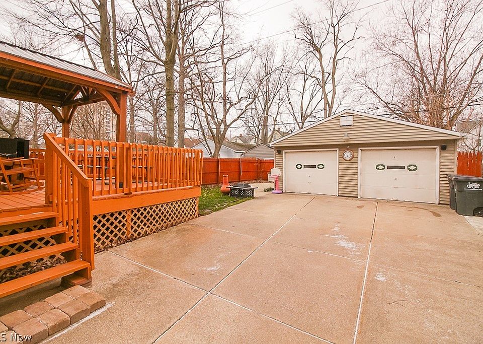 1300 Marlowe Ave Lakewood OH Zillow