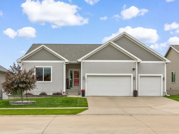 400 SE 17th Ct, Grimes, IA 50111