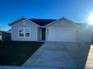 10881 Sky Dive St, Caldwell, ID 83605