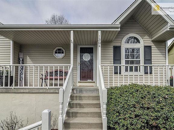 A DELIGHTFUL FRONT PORCH