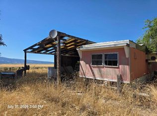 12415 Mount Pitt Rd, Macdoel, CA 96058