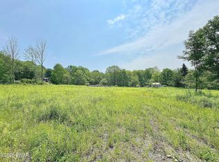 Cortez Rd, Lake ariel, PA 18436