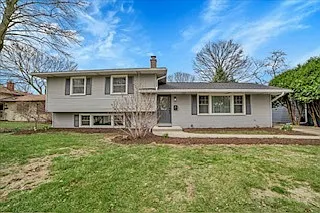 871 Lilac Ln photo 1