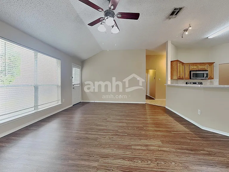 7908 Rattlers Ct — Photo 6