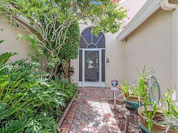4th image of 4930 Elsworth Way
