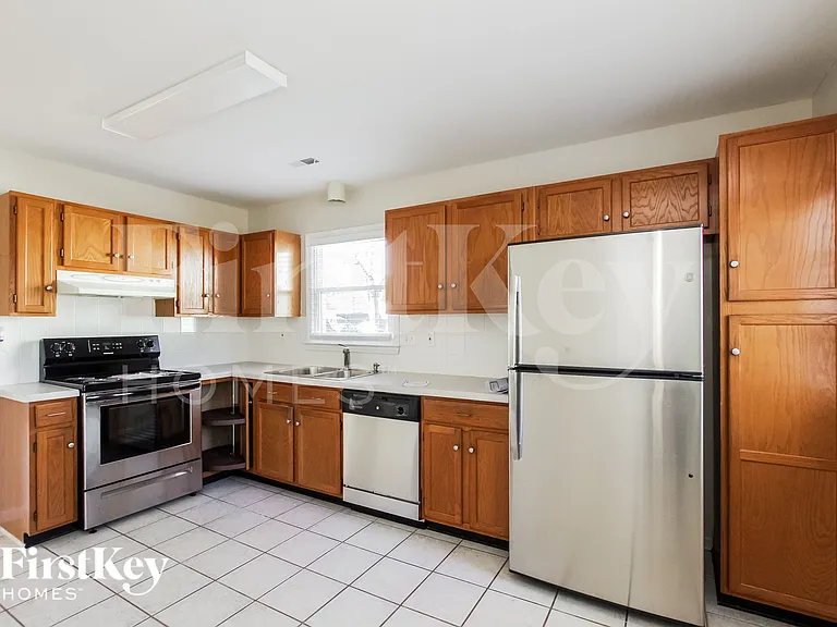 11701 Charnwood Ct — Photo 10