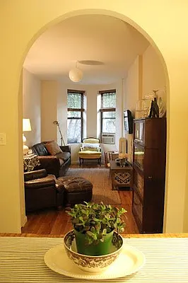 Rented by R New York | media 49