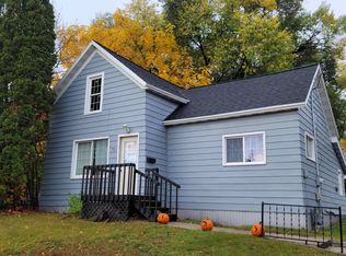 1119 State St, Marinette, WI 54143