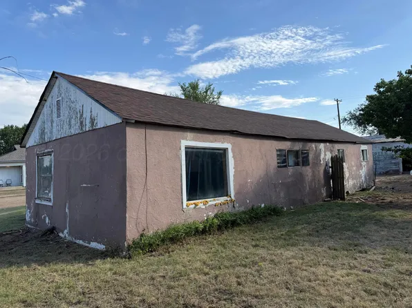 407 W Elm St, Fritch, TX 79036