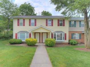 812 Patrick Henry Dr, Blacksburg, VA 24060