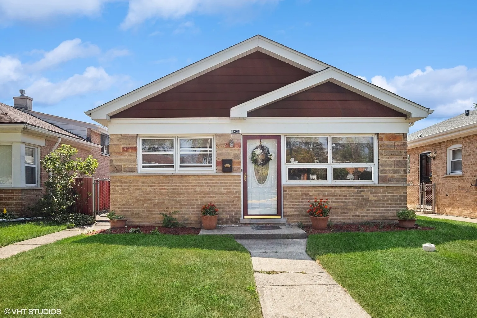 3824 Saint Paul Ave photo 1