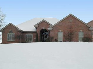 4916 Oakhurst Ave, Gibsonia, PA 15044