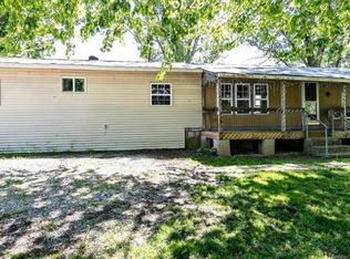 1180 Riley Rd, Gravel Switch, KY 40328
