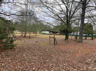 311 Plantation Rd, Zebulon, GA 30295