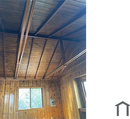 3rd image of 8025 Ney Ave