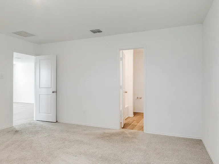 436 Frio Pass Trl — Photo 12