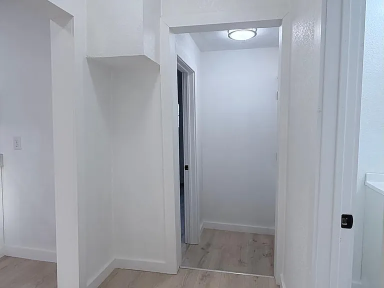 2503 Buchanan St — Photo 8