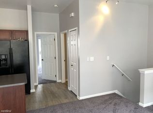 64 W Bethune St, Detroit, MI 48202