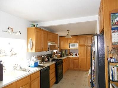 5th image of 1310 Gross St