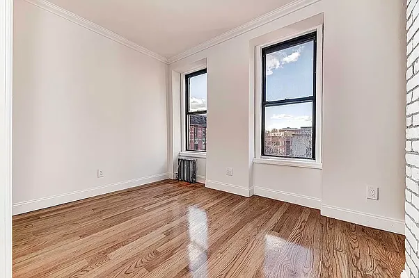 Rented by Bond New York | media 2