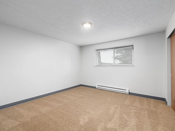 3rd image of 9009 S Hosmer St #1-01