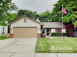 1022 Winding Hart Dr, Indianapolis, IN 46229