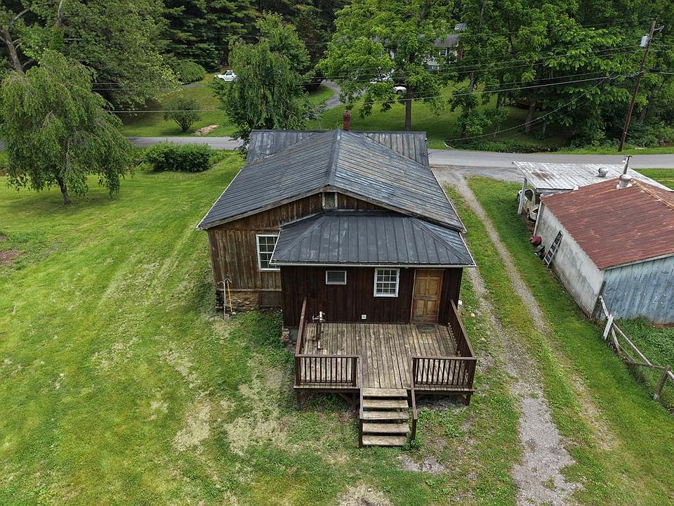 7th image of 263 Currin Valley Rd