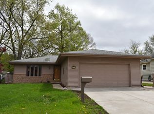 1004 1/2 S Adelaide St, Normal, IL 61761