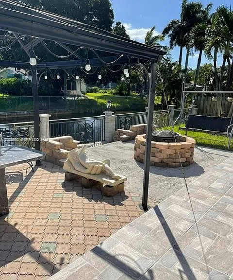 707 SW 3rd Ave — Photo 16