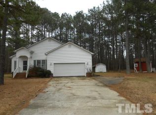 107 Cobblestone Ct, Smithfield, NC 27577