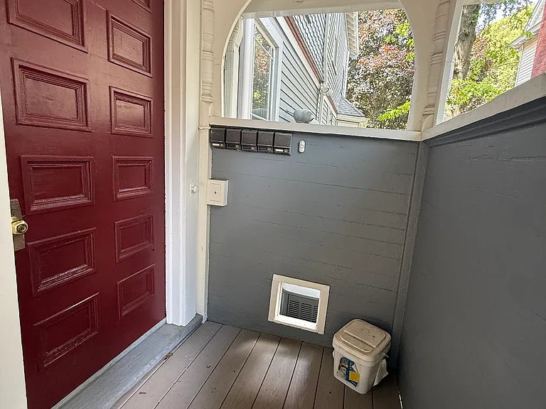 97 Sewall Ave #5 — Photo 31