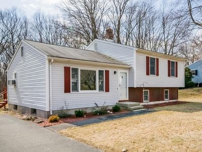 21 Waite Ave, South Hadley, MA, 01075