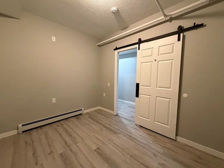 138 Fulton St E #2 — Photo 10