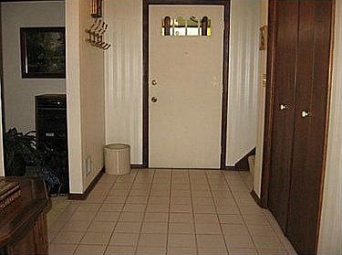 2nd image of 2355 Mount Vernon Ave