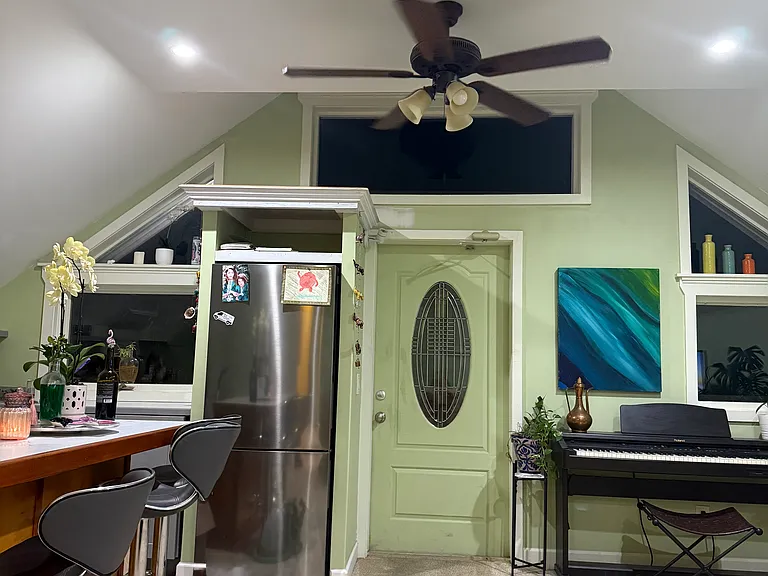 2111 Staples Ave #B — Photo 3