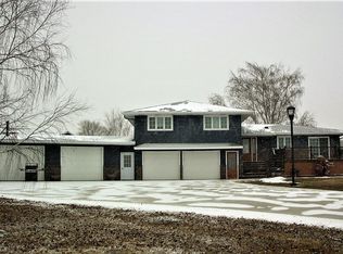 10823 88th St SE, Oakes, ND 58474